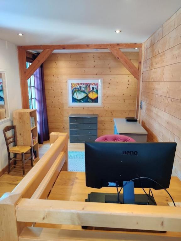 Spacious Ski Chalet In Traditional French Village, Sleeps 8, Four Star With Fibre Broadband 아봉당스 외부 사진