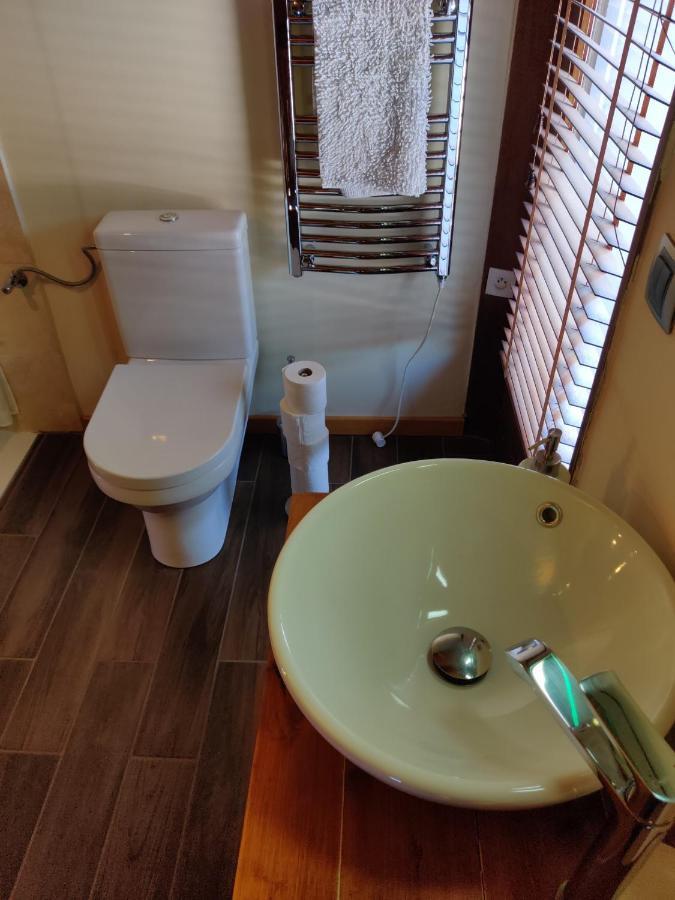 Spacious Ski Chalet In Traditional French Village, Sleeps 8, Four Star With Fibre Broadband 아봉당스 외부 사진