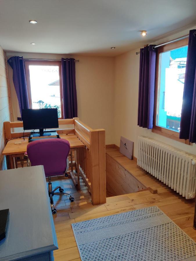 Spacious Ski Chalet In Traditional French Village, Sleeps 8, Four Star With Fibre Broadband 아봉당스 외부 사진