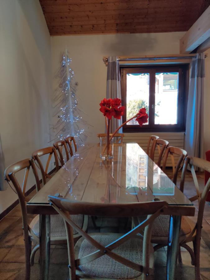 Spacious Ski Chalet In Traditional French Village, Sleeps 8, Four Star With Fibre Broadband 아봉당스 외부 사진